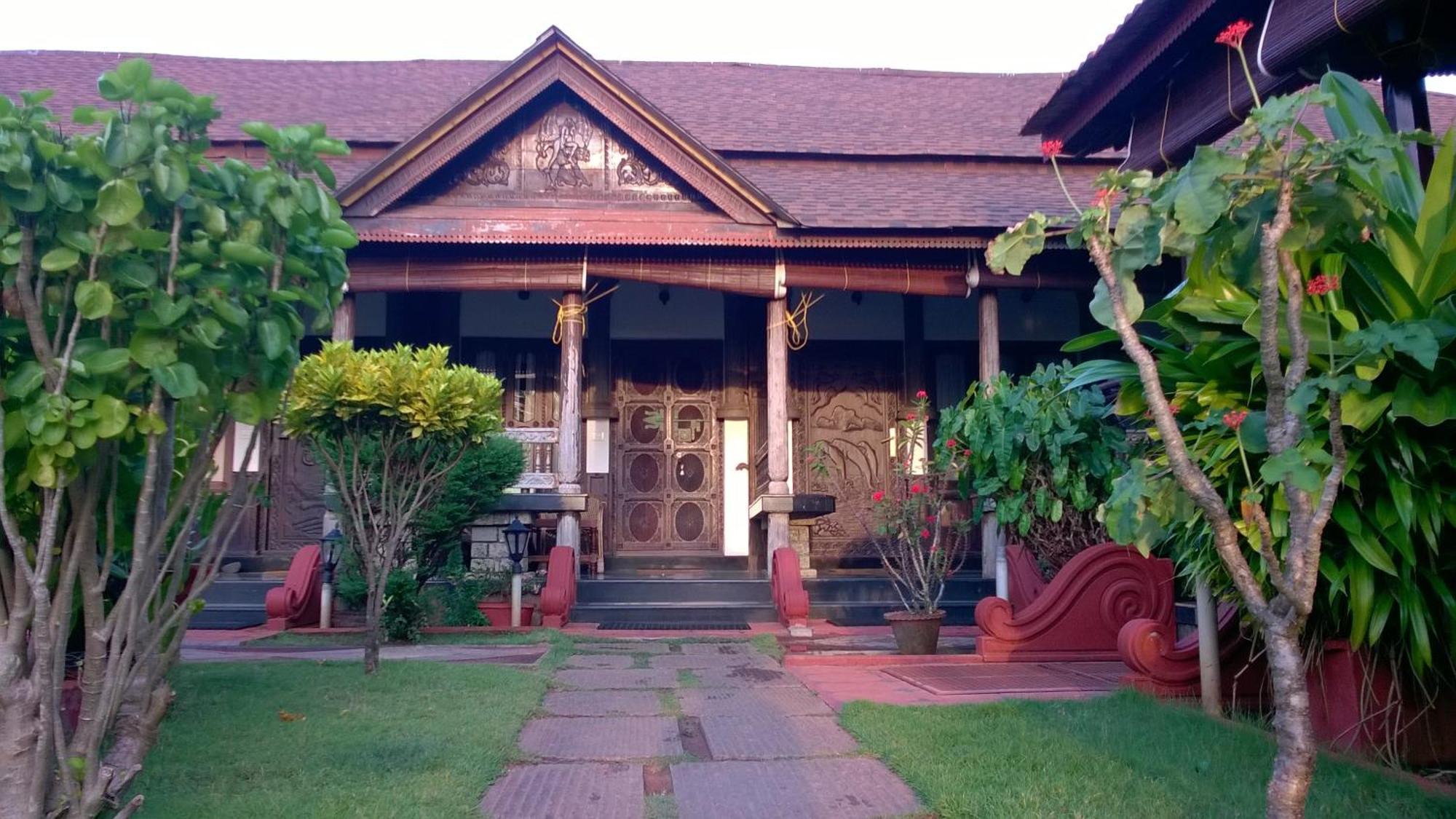 Palm Tree Anex Hotel Varkala Exterior photo