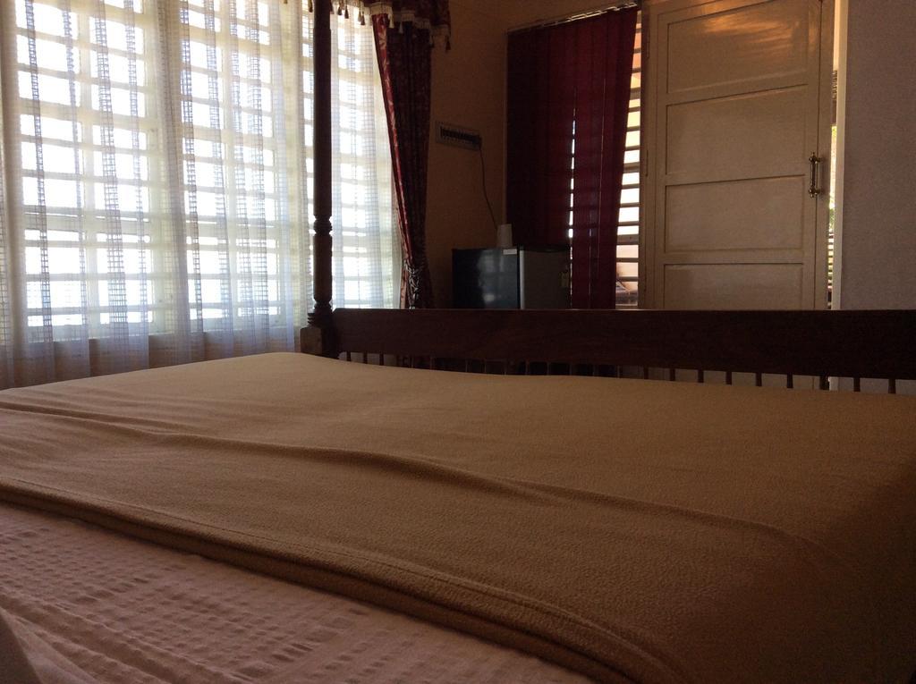 Palm Tree Anex Hotel Varkala Room photo